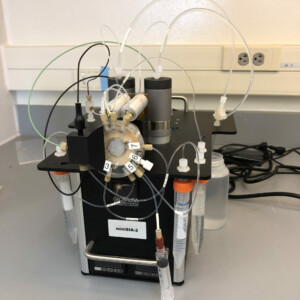 Programmable Flow Injection analyzer (mini-SIA), which is being used for measuring nutrients (phosphate, silicate, nitrate) and metals (aluminum).