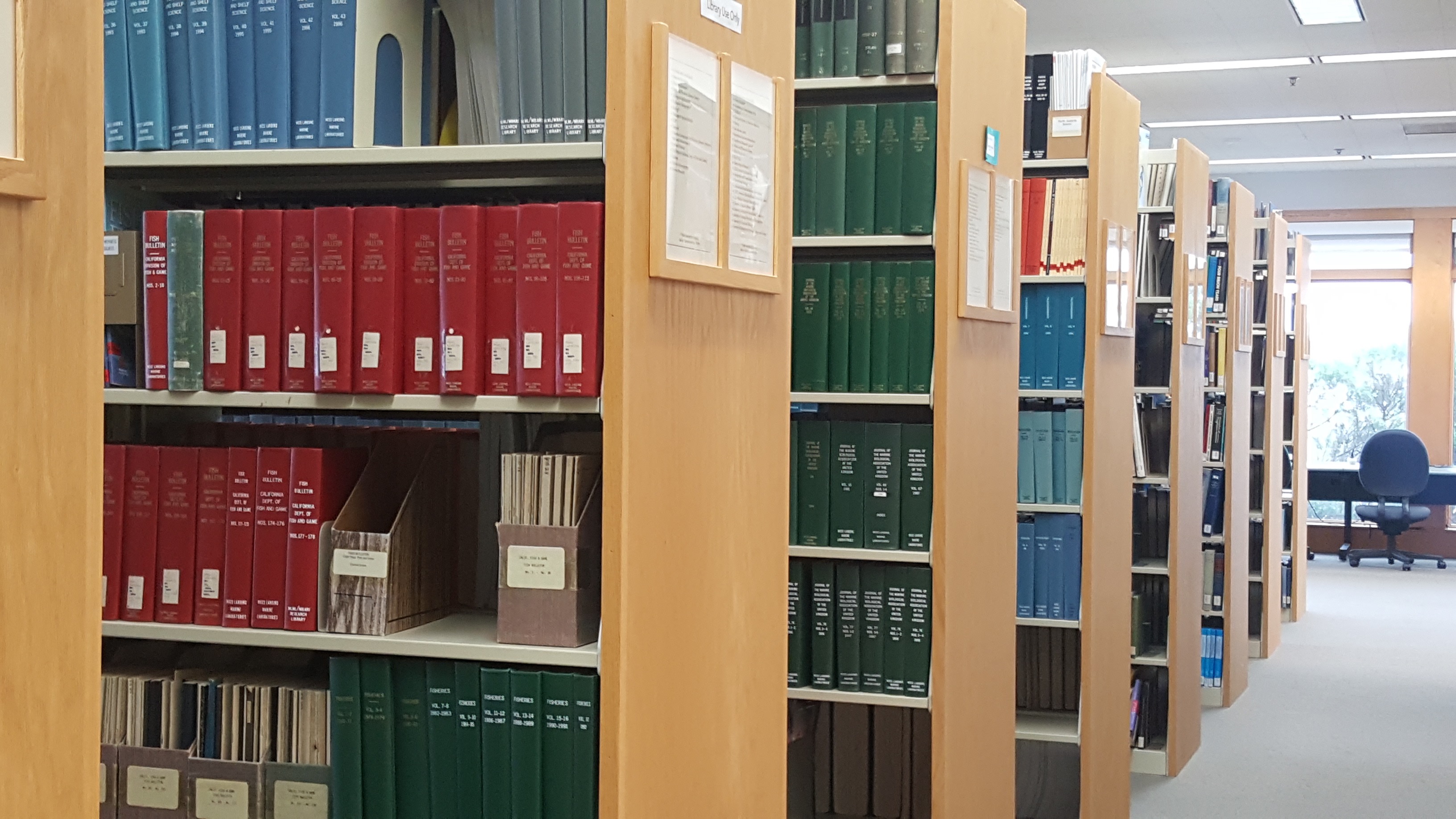 MLML/MBARI Research Library book stacks