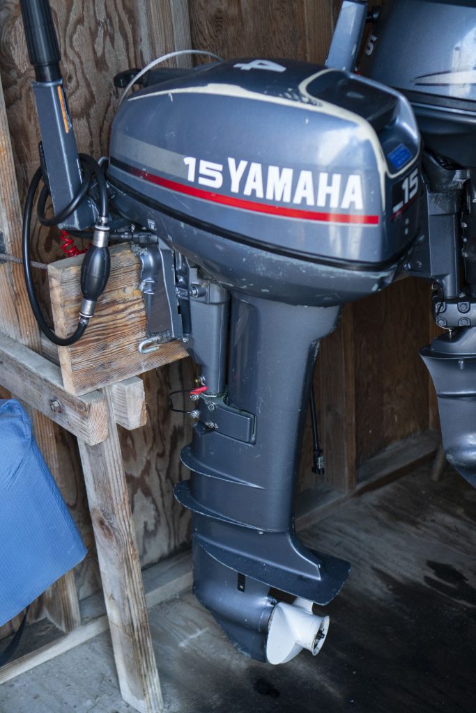 outboard motor 2 stroke ratio