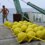 Mooring yellow hats