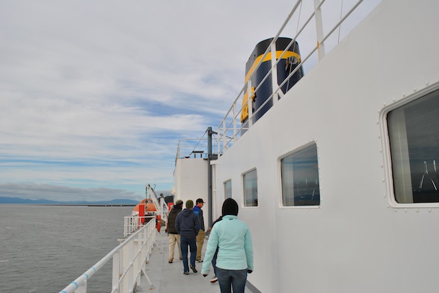 Members of the biological oceanography class take a tour of the TS Golden Bear. Photo: D. Wyse
