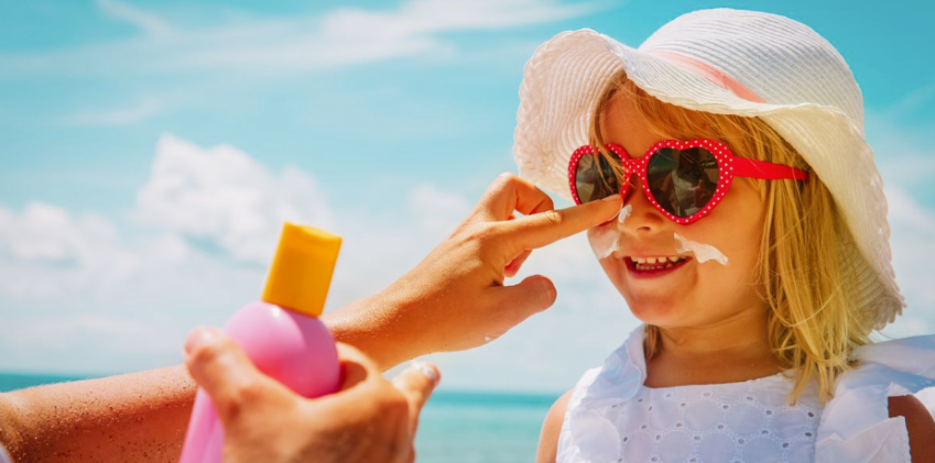 SUNSCREEN SHOWDOWN: OXYBENZONE AND HOMOSALATE AND ZINC OXIDE… OH MY!